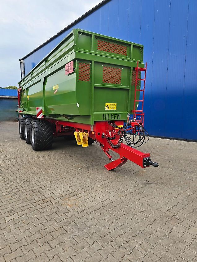 Hilken Muldenkipper, MKR8600, Hardox-Boden, Reifen 650/55R26,5, Lenkachse, Häckselaufsätze 800m