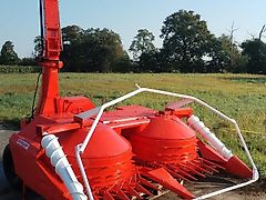 Kemper Tractor Mounted Chopper Type/Model C3000 Champion 3000 Maishäcksler Typ Model C3000 und Vorratsbunker passend für Claas Xerion Systemträgerfahrzeug