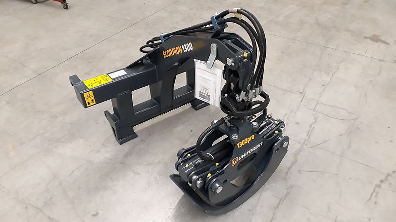 Uniforest Verladezange Holzgreifer Rückezange