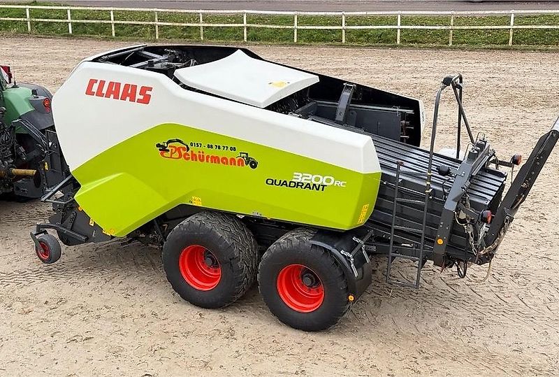 Claas Quadrant 3200 Rotocut Quaderballenpresse BigPack