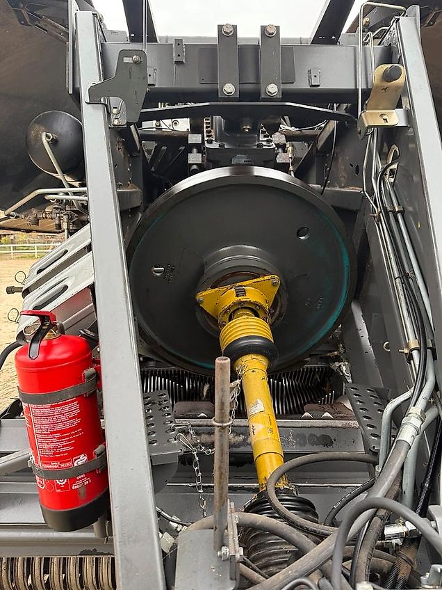 Claas Quadrant 3200 Rotocut Quaderballenpresse BigPack