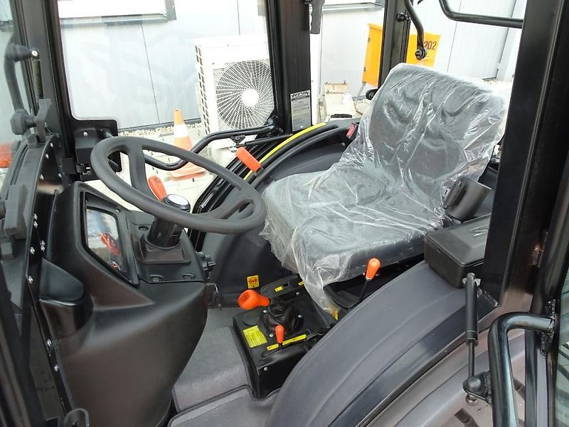 Solis Solis 26 26PS Kabine Traktor Schlepper Allrad Industrie NEU