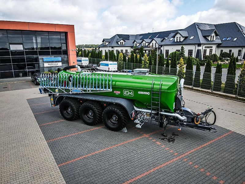 Euromilk Pumpass PX 27000-Tridem-Fendt grün
