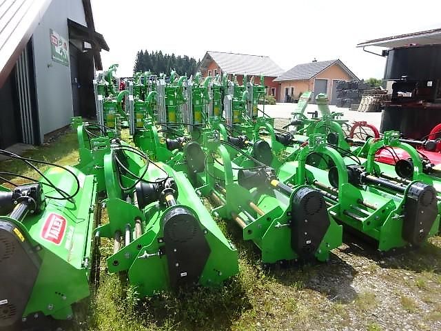 TALEX Schlegelmulcher Talex- Eco- NEU-2 -Meter mit Hydraulischer Seitenverschiebung- auch möglich in verschiedenen Breiten - auch in 1 Meter- 1,35 Meter -1,5 Meter - 1,8 Meter - 2 Meter - 2,2 Meter