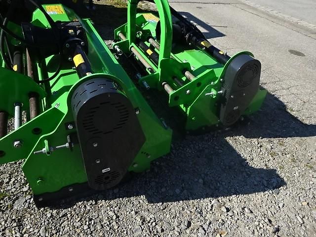 TALEX Schlegelmulcher Talex- Eco- NEU-2 -Meter mit Hydraulischer Seitenverschiebung- auch möglich in verschiedenen Breiten - auch in 1 Meter- 1,35 Meter -1,5 Meter - 1,8 Meter - 2 Meter - 2,2 Meter