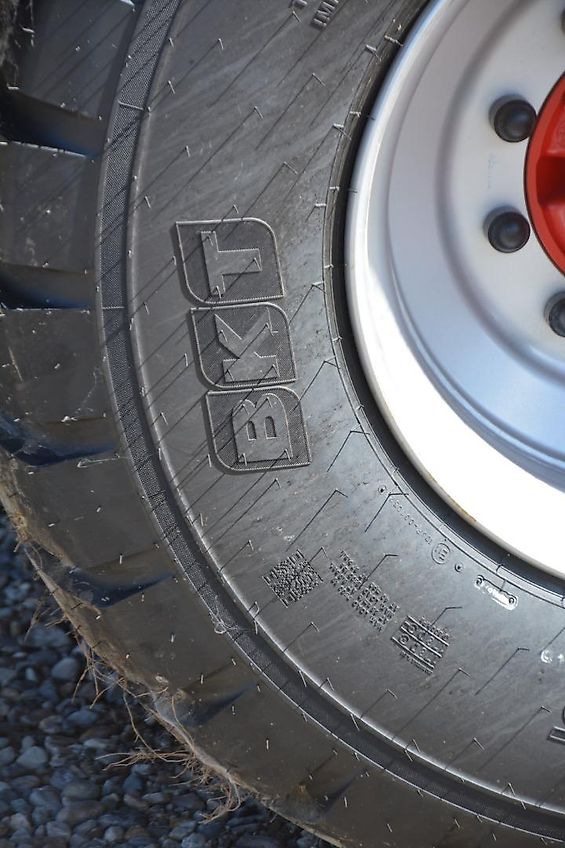 Krampe KRAMPE HP20 12m* ERDMULDE HALFPIPE ERDBAU MULDENKIPPER