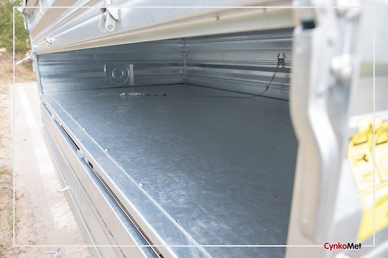 MD CM Zweiachs-Dreiseitenkipper T169/1 8,4T