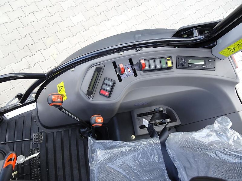 LOVOL LOVOL 504 50PS M504 Foton Traktor Schlepper Allrad NEU