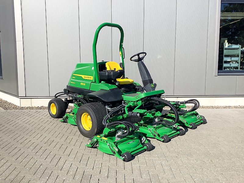 John Deere 9009A