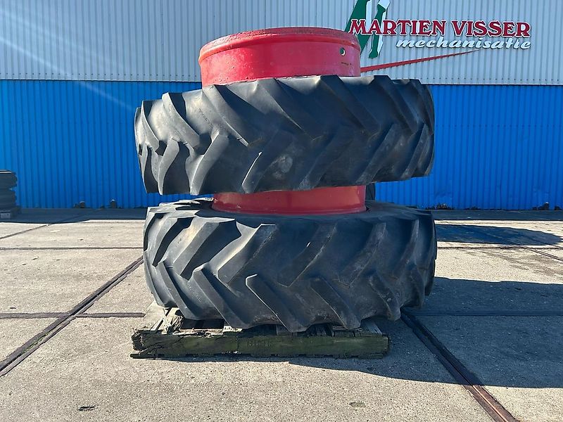 Goodyear 20.8R38 Dubbelwielen incl. haken!