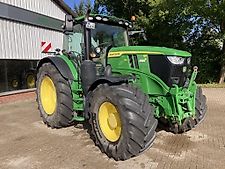 John Deere 6R195 TRAKTOR