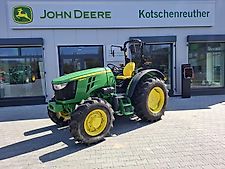 John Deere 5050E