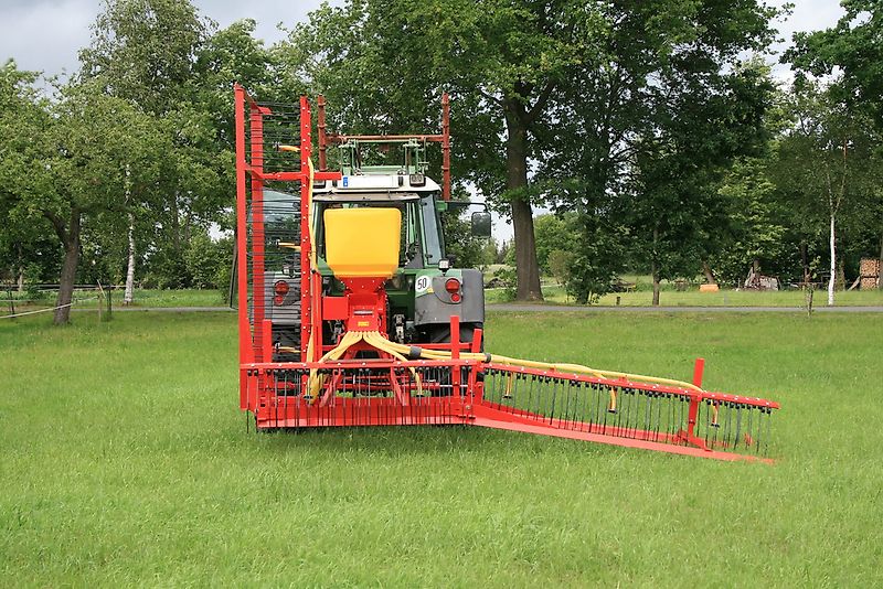 Joskin Profi Plus 7500, Grünlandstriegel