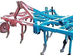 BM Maschinenbau Grubberumbau Generalüberholung, Nachrüstung mit Walze u./o. Zustreicher, Lackierung