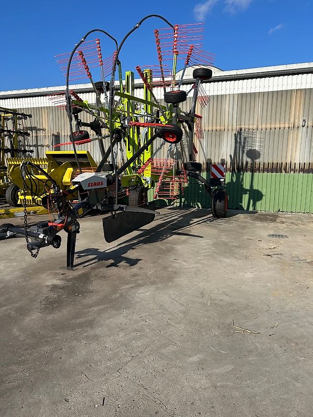 Claas Liner 2800 Trend