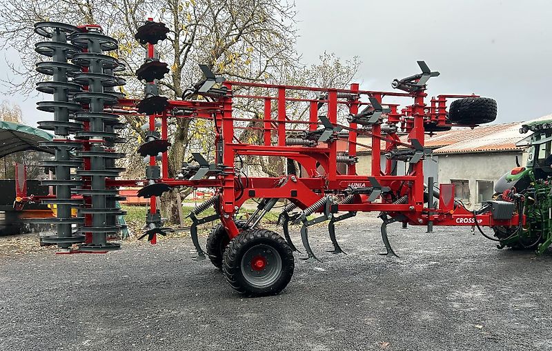 Unia Cross HP 6 vierbalkiger Flügelschargrubber Doppel U-Walze Auslösekraft 560kg