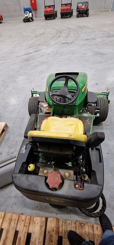 John Deere 2653B - 1 kopen,1 gratis erbij !