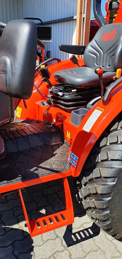 Kioti CK3530H 35 PS mit Frontlader NEUMASCHINE 7 Jahre Garantie auf dem Antriebsstrang !