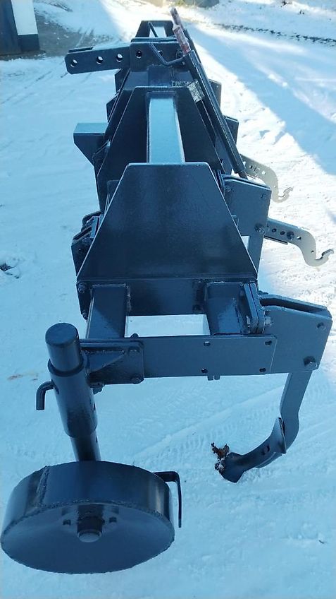 Lemken Frontgrubber 3 m Heckgrubber mit höhenverstellbaren Stützrädern Vorbaugrubber mit Zapfwellenanbaubock kein Amazone Tl mit 8 Grubberstilen geschraubt montiert 2 balkiger Kurzgrubber 3 m Arbeitsbreite