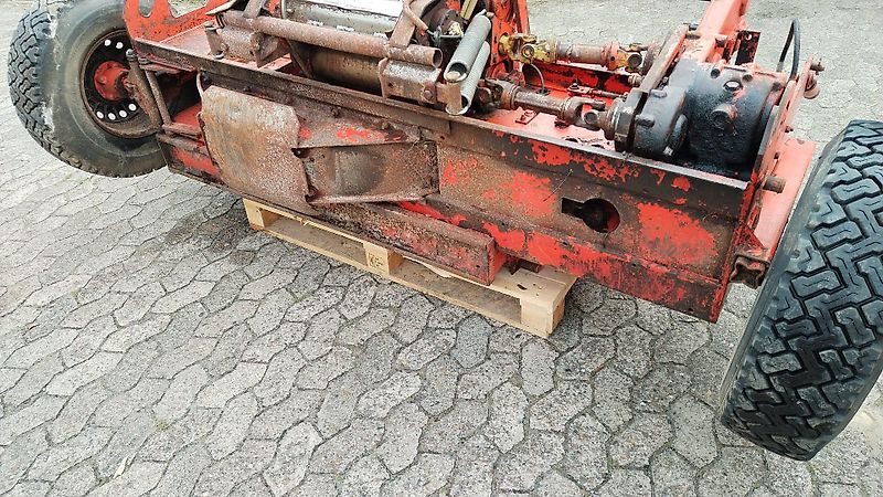 Kemper Kemper Champion 3000 Anbauhäcksler mit Halmteiler beidseitig Frontanbau Ideal für Systemfahrzeuge Claas Xerion