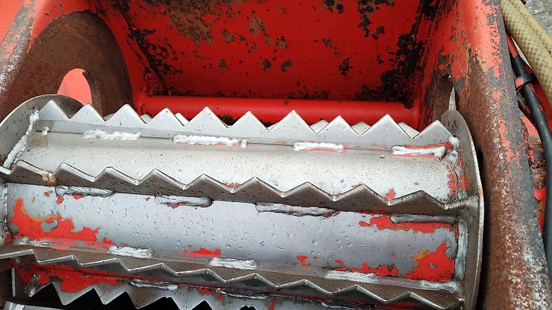 Kemper Kemper Champion 3000 Anbauhäcksler mit Halmteiler beidseitig Frontanbau Ideal für Systemfahrzeuge Claas Xerion