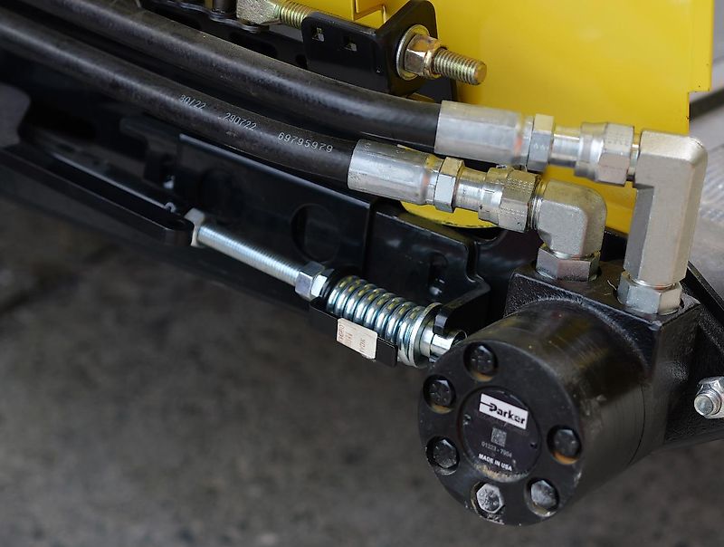 Honey Bee ST 18 - BANDSCHWADMÄHWERK