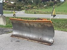Hauer Schneepflug SRS 2600