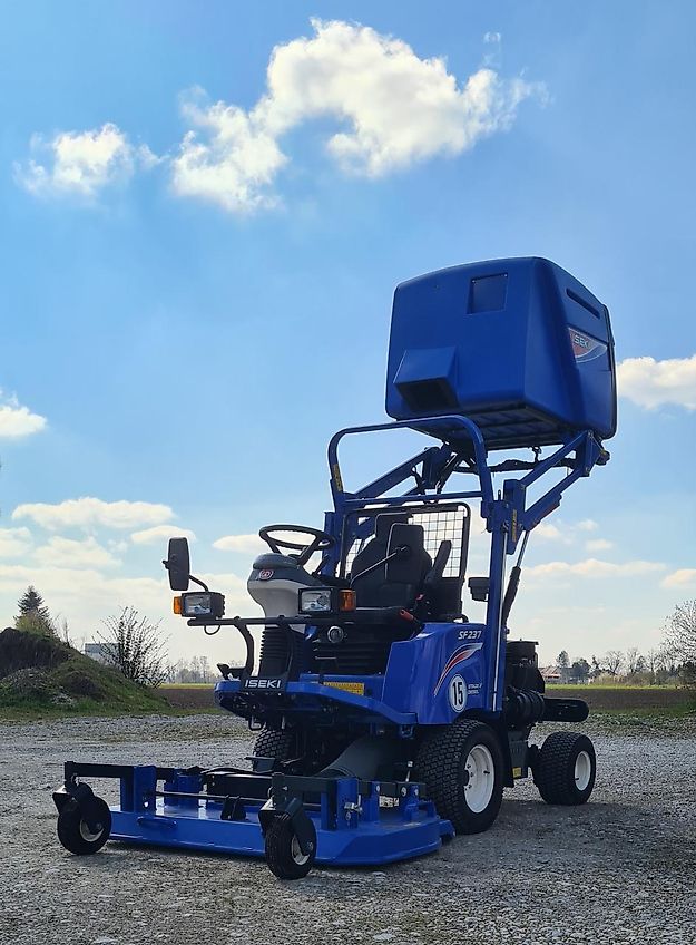 Iseki Frontdeckmäher SF 237