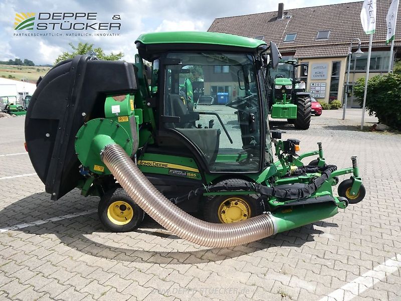 John Deere 1585