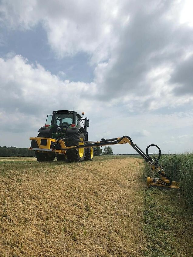 Omarv Böschungsmulcher Auslegemulcher Schlegelmulcher Mulcher