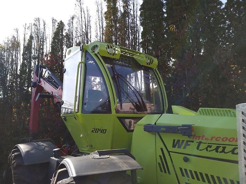 WF Trac 2040 4*4