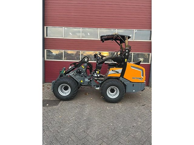 Giant G2700 X-TRA HD+