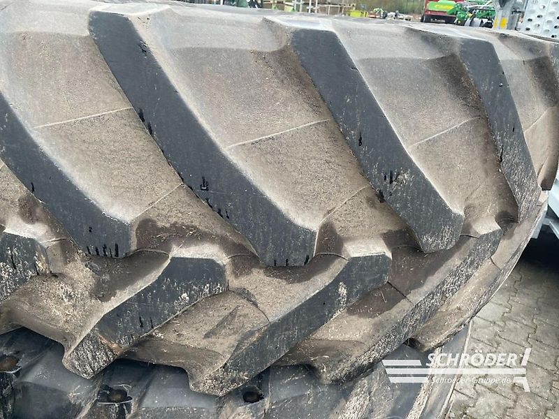 Trelleborg 2X 650/65 R42 KOMPLETTRÄDER FENDT