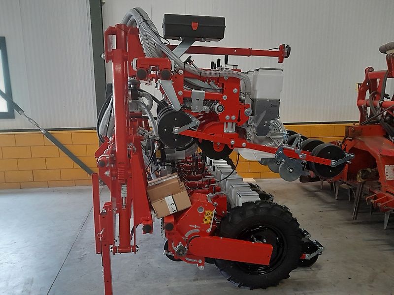 Agricola Italiana Groentezaaimachine