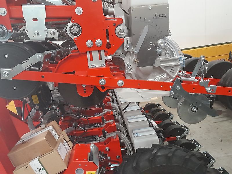 Agricola Italiana Groentezaaimachine