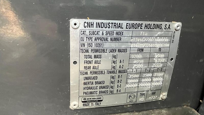 New Holland TH 7,37 PLUS