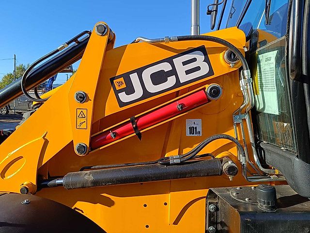 JCB 3CX
