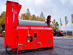 Hakki Pilke Pro 38 med HakkiFeed 422 stokkebord