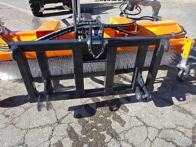 TALEX Kehrmaschine 2,3 Meter -NEU- Eco - Clean- 2,30 - Profi- mit Anbau an Schnellwechselaufnahme-