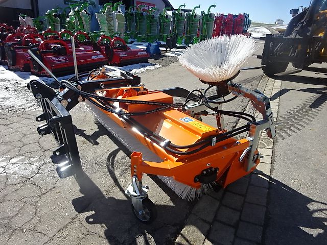 TALEX Kehrmaschine 2,3 Meter -NEU- Eco - Clean- 2,30 - Profi- mit Anbau an Schnellwechselaufnahme-