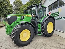 John Deere 6R195 TRAKTOR